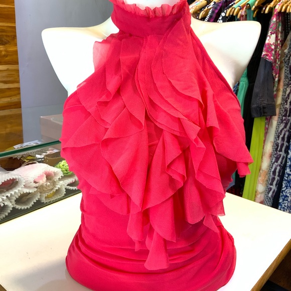 New Ruffle top - Picture 2 of 9